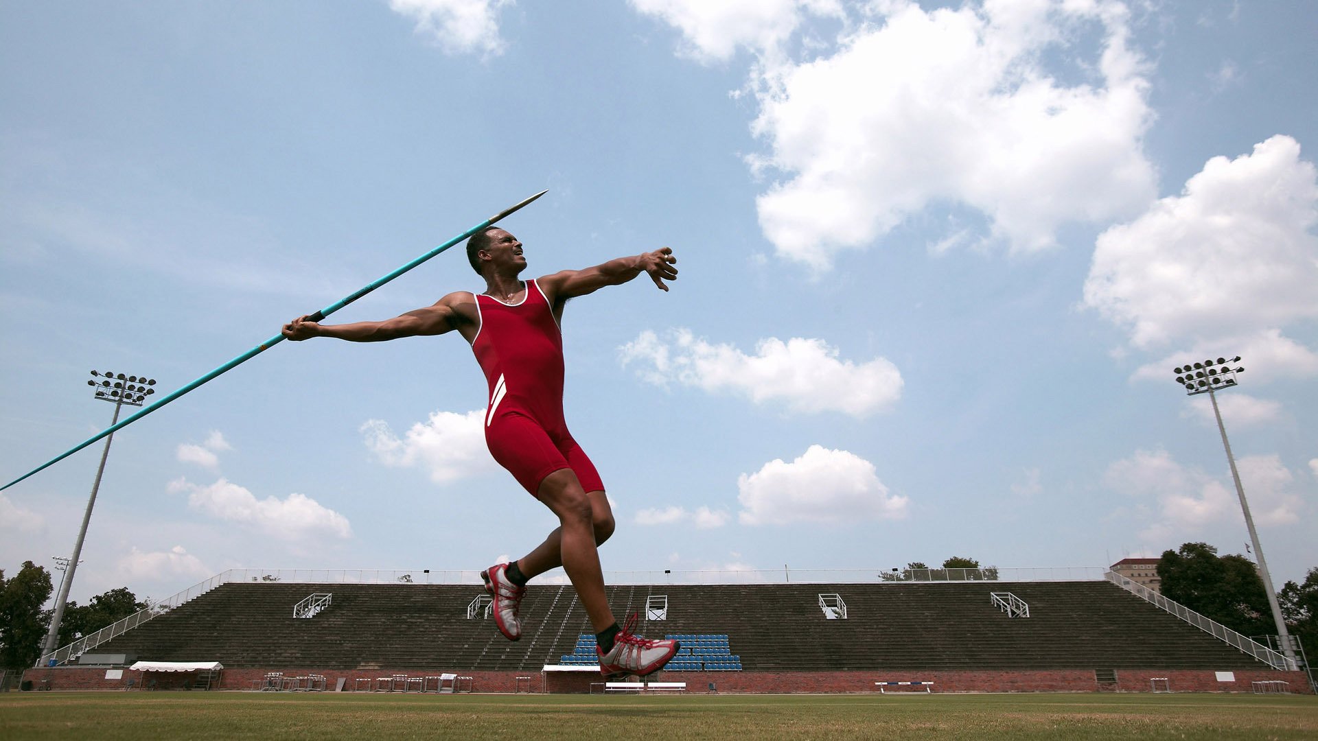 德国马术协会建立马匹基因数据库，促进马匹选育与训练。，德国马术选手痛哭
